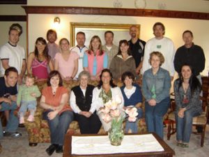 2007 Graduate Students Visiting Mackie House